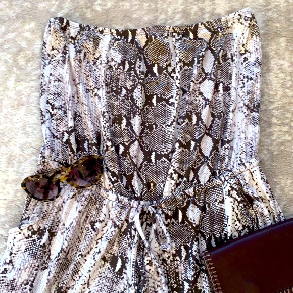 NWT Snake print strapless jumpsuit - Picture 3 of 5